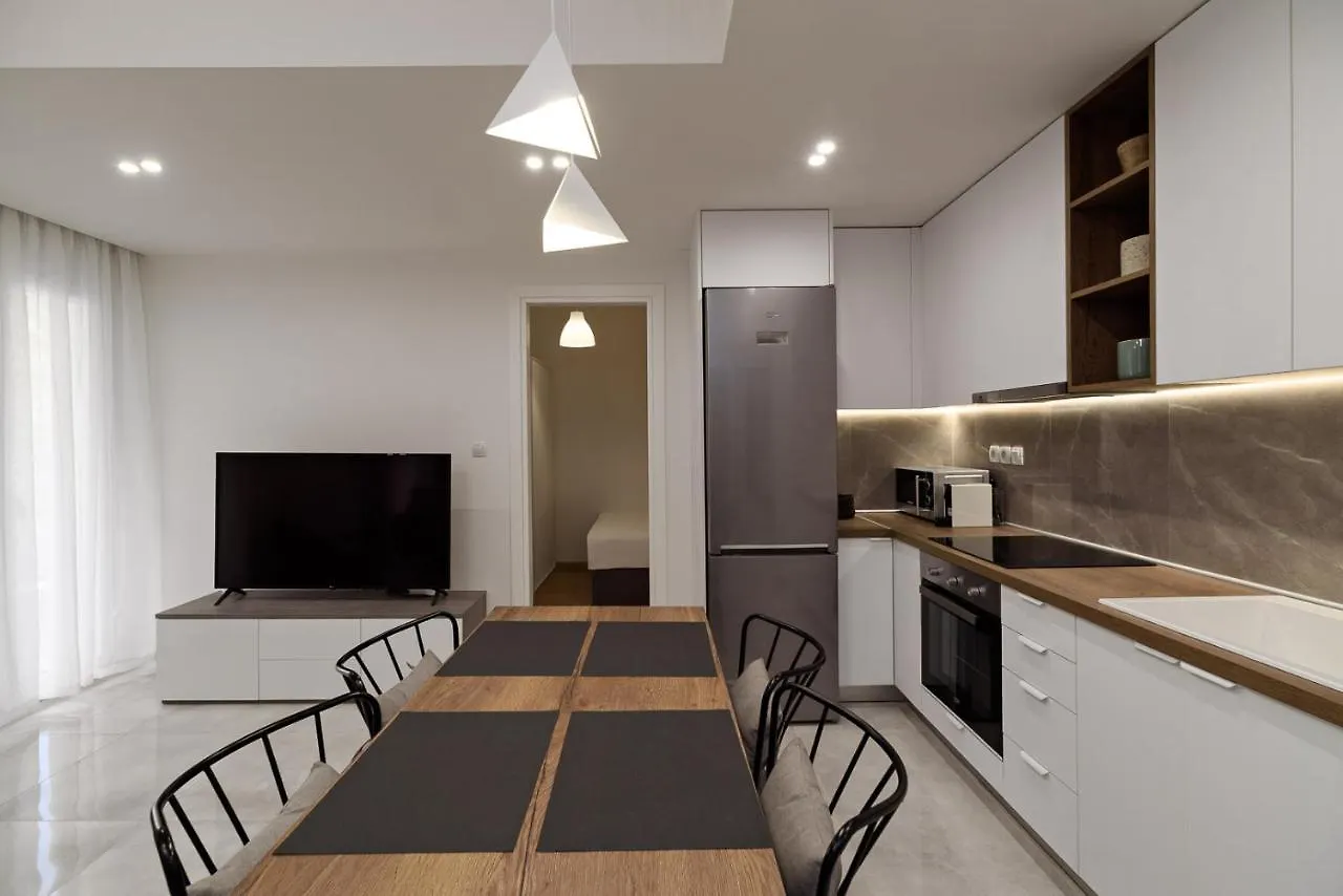 Blu & Marrone Suites-Parking Included Thessaloníki