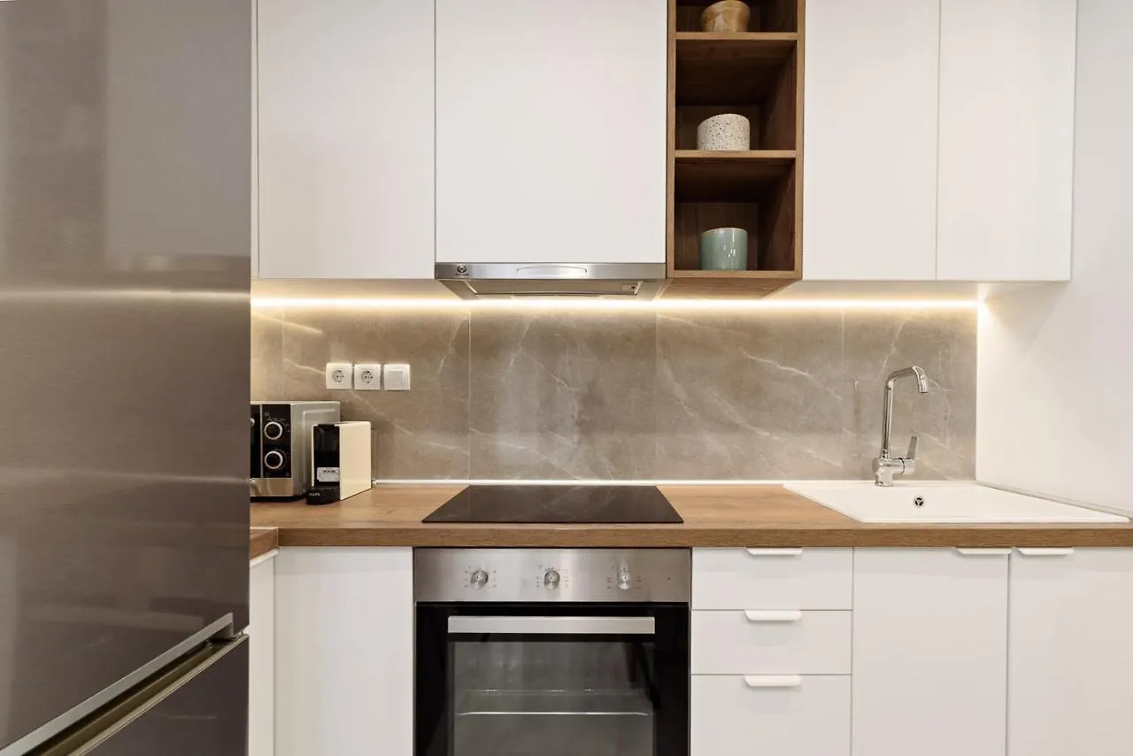 Blu & Marrone Suites-Parking Included 塞萨洛尼基 0*,