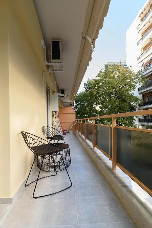Blu & Marrone Suites-Parking Included Thessaloníki 0*,  Grekland