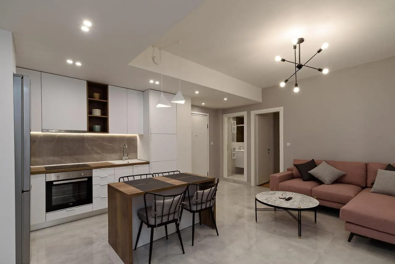 Blu & Marrone Suites-Parking Included Θεσσαλονίκη