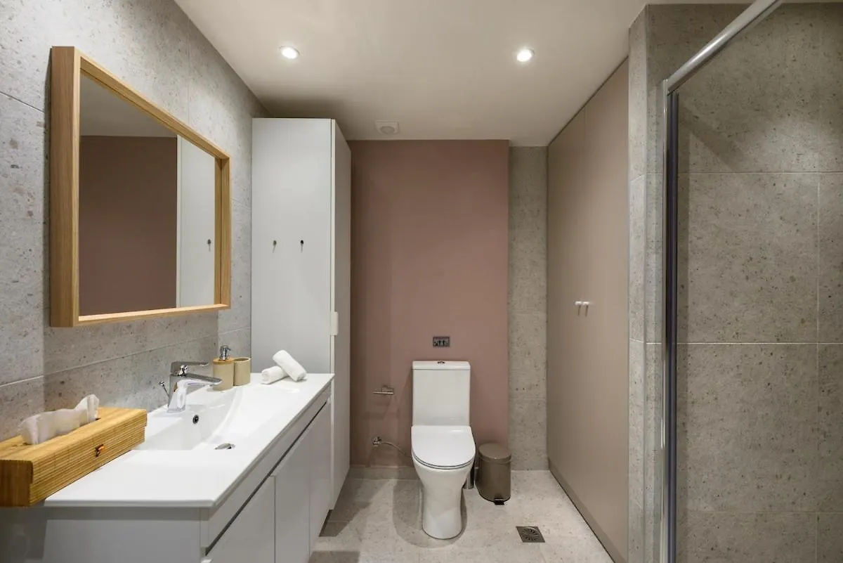 Blu & Marrone Suites-Parking Included Θεσσαλονίκη